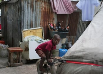 Haitians flee homes amid violence