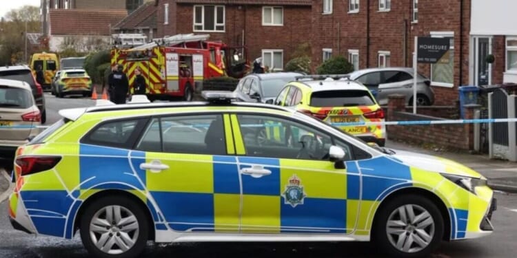 Halewood emergency: Armed police swarm residential street | UK | News