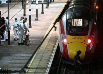 'Hero' train driver in Huntingdon train attack named as Iraq War veter | UK | News