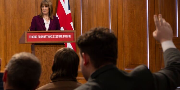 I was in the room for Reeves’ speech as she failed to do 1 thing | Politics | News