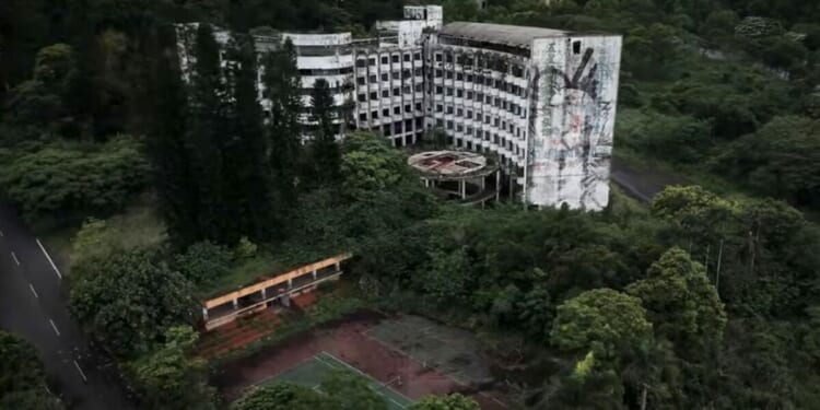 Inside the abandoned five-star hotel that's the 'most haunted' in Asia | World | News