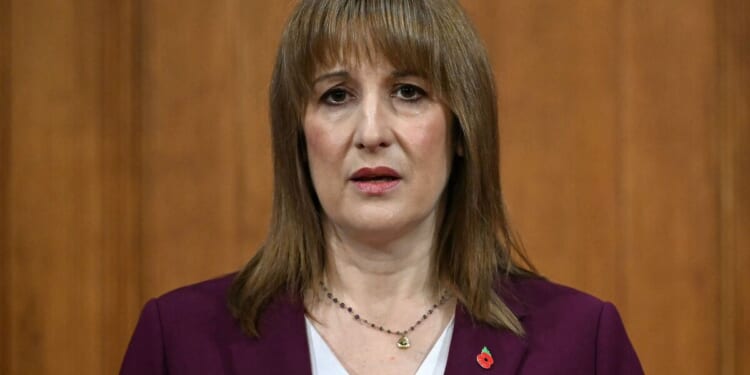 Labour civil war continues as Rachel Reeves is 'fighting for her political survival' | Politics | News