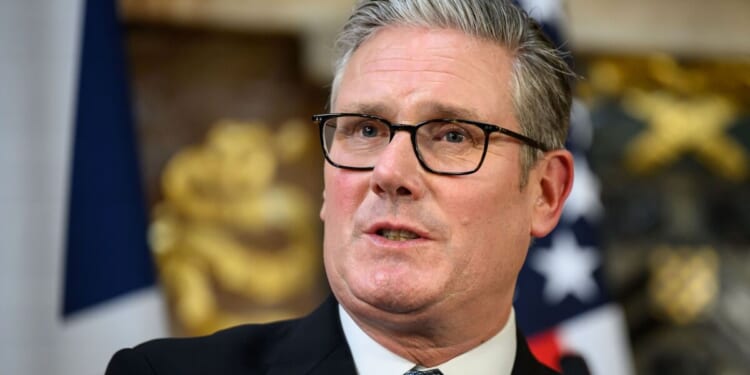 Labour civil war erupts as MP breaks ranks calling for Keir Starmer to be replaced | Politics | News