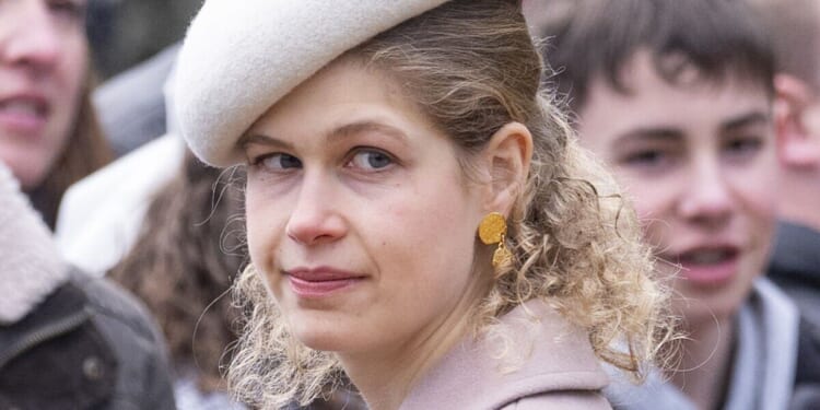 Lady Louise makes rare public appearance with uni boyfriend | Royal | News