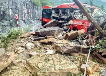 Landslide bus horror kills six people and injures 19 on popular tourist route | World | News