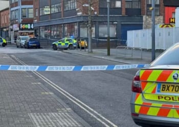 Leicester LIVE: Locals told 'avoid the area' after 'grenade handed into charity shop' | UK | News