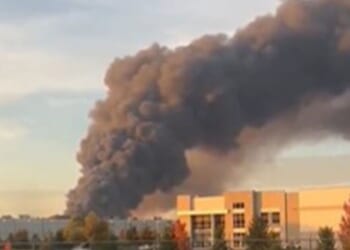 Louisville plane crash LIVE: Smoke seen for miles after 'UPS plane crashes' | World | News