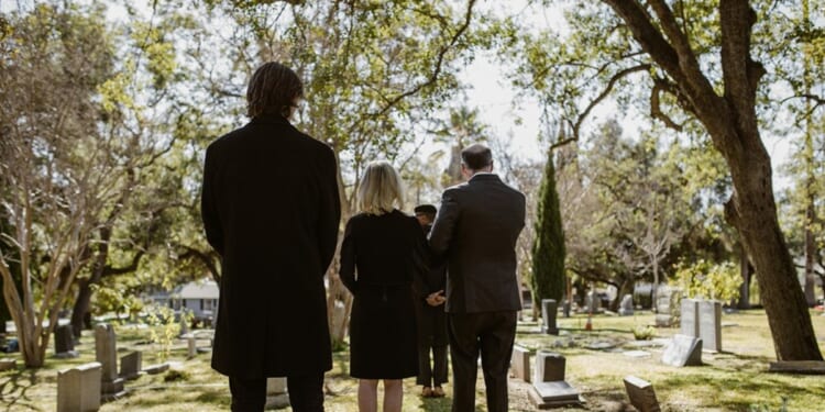 MPs consider call for new regulation of funeral industry