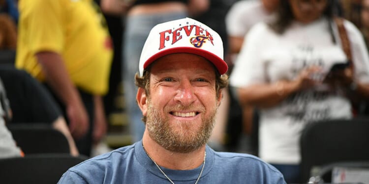 Man Yells ‘F*** The Jews’ At Dave Portnoy, Gets Told Off By Mississippi Crowd