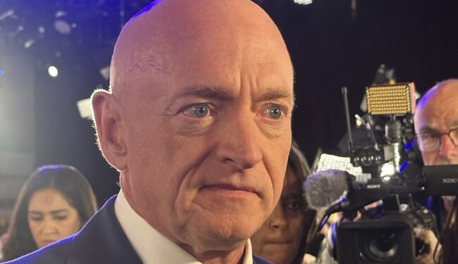 Mark Kelly Makes a Damning Admission When Asked Specifically About 'Illegal Orders' – RedState