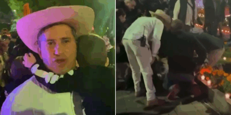 Mexican mayor shot dead in front of own family in horror public killing