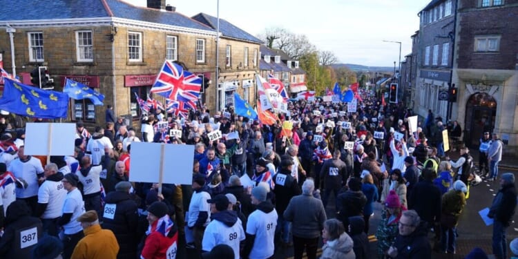Migrant protest LIVE: Huge crowd erupts over plan to house asylum seekers in Army camp | UK | News