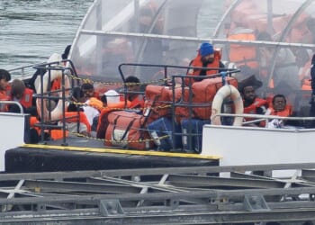 Migration LIVE: Shabana Mahmood warns of Trump-style visa ban | Politics | News