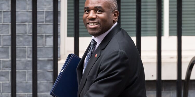 Ministry of Justice issues bizarre new statement in David Lammy prison row | Politics | News