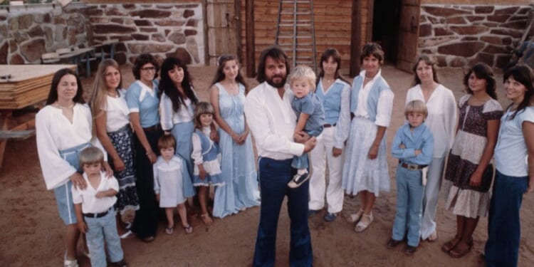 One In Five Americans Now Say Polygamy Is Morally Acceptable