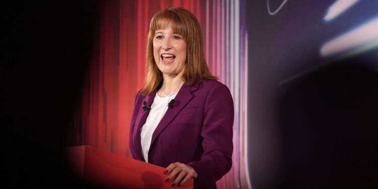 POLL: Should Rachel Reeves resign after latest Budget nightmare? | Politics | News