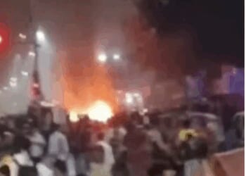 Panic at Red Fort as deadly blast sends crowd running - at least 8 killed | World | News