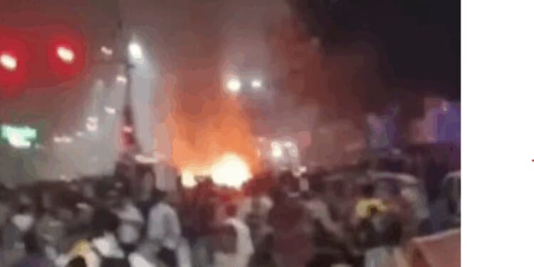 Panic at Red Fort as deadly blast sends crowd running - at least 8 killed | World | News