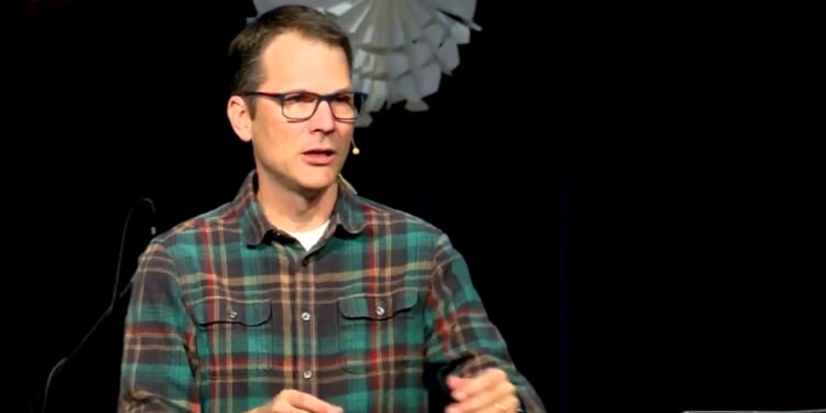 Pastor John Kliewer leaves Duluth Vineyard