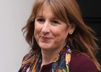 Politics LIVE: Rachel Reeves begs Labour MPs for support ahead of crunch Budget | Politics | News