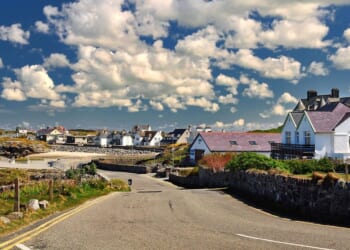 Pretty Welsh seaside town wants to BAN English people from moving - 'we don't want you' | UK | News