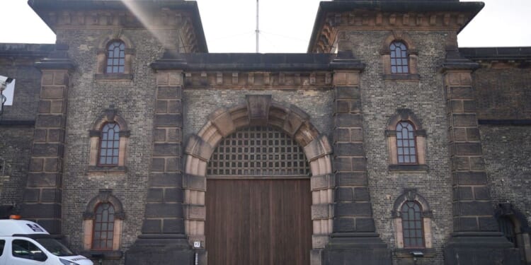 Prisoner manhunt LIVE: Algerian 'sex offender' on the run after being mistakenly released | UK | News