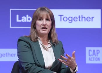 Rachel Reeves to allow bigger families to claim more benefits in £3bn move | Politics | News