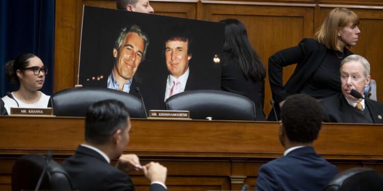 'Republicans should vote to release the Epstein files'