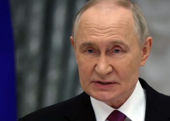 Russia threatens to send hypersonic missiles to Venezuela in major move against Trump | World | News