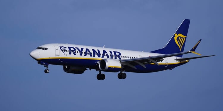 Ryanair delivers huge profit update after hiking price of flights | UK | News