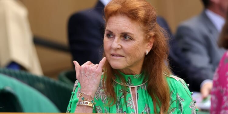 Sarah Ferguson 'set to move in to granny annexe' at Princess Beatrice's £3.5m mansion | Royal | News