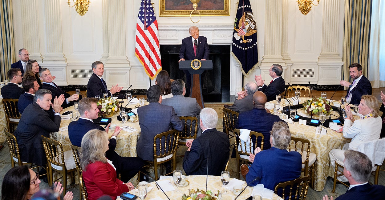 Senator Reveals Stance on Nuking Filibuster After Trump Pitch