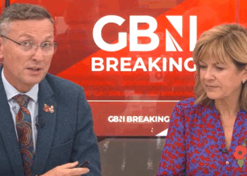 Stephen Dixon hails 'absolutely hero' who helped young girl during knife attack