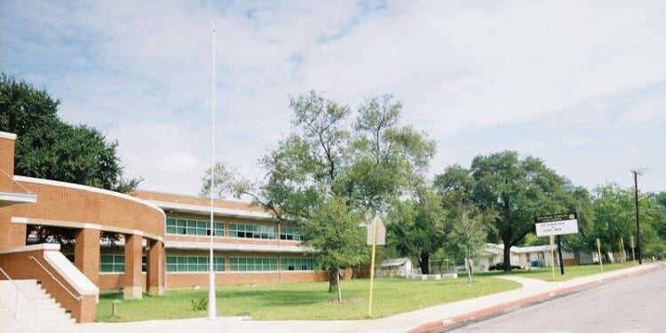 Today in Supreme Court History: November 8, 1994