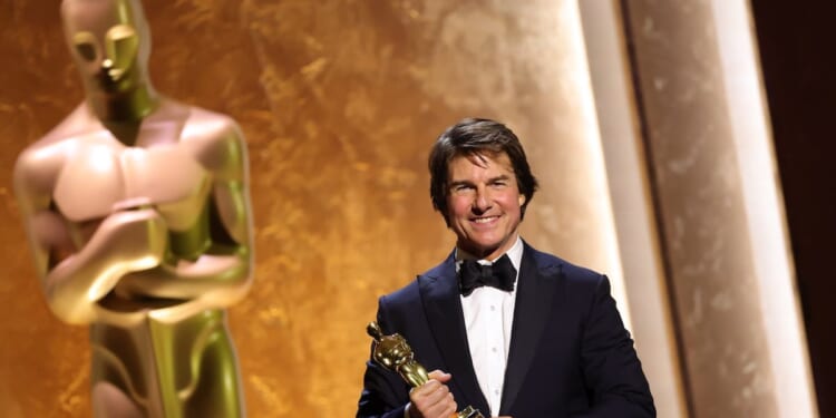 Tom Cruise Awarded First Ever Oscar, Gives Emotional Speech