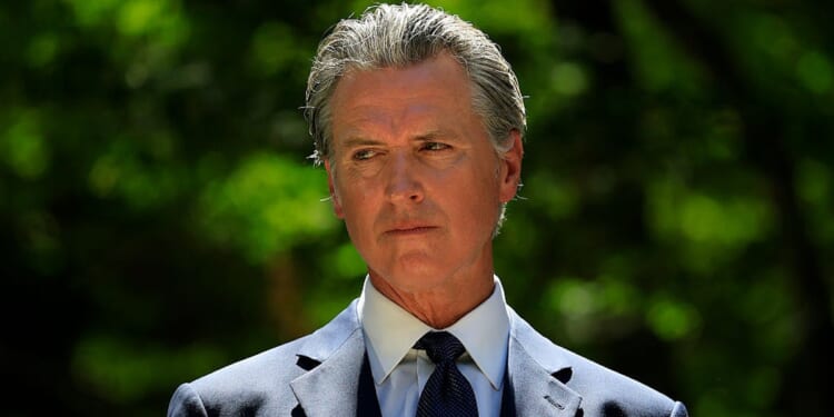 Top Dem Consultant Nabbed In Corruption Scandal