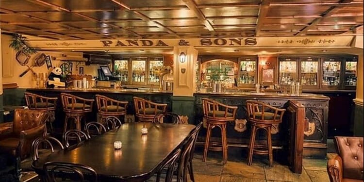 Top ten bars in the world listed as a stunning UK gem is crowned numbe | UK | News