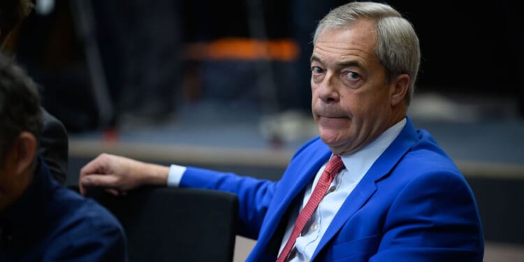 Tories attack 'left-wing' Reform hours before major Nigel Farage speech | Politics | News