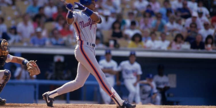 Trump Pardons MLB Legend Darryl Strawberry, Whose Christian Faith Turned His Life Around