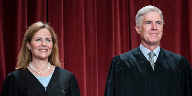 Trump SCOTUS Appointees Skeptical of Tariffs