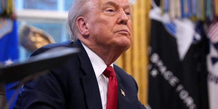 Trump cancels Obamacare announcement after Republican backlash | US | News