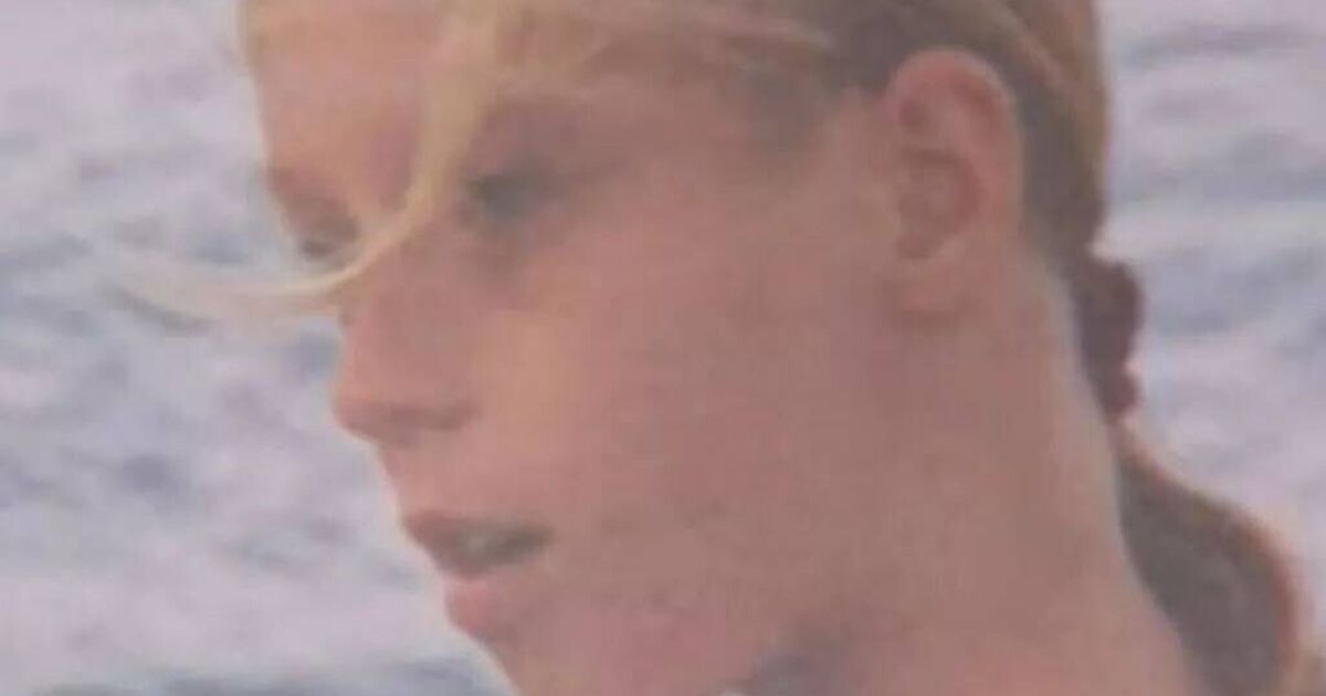 Two girls raped and murdered on beach after knocking on doors before Halloween | World | News