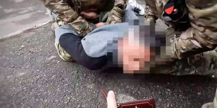 Ukraine accused of plotting to poison Russian officer with 'British agent' | World | News