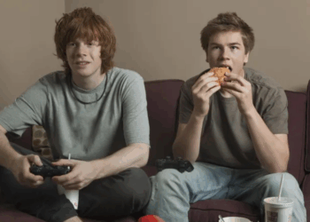 'Urgent action needed!' Government orders probe into soaring levels of inactivity in young Britons