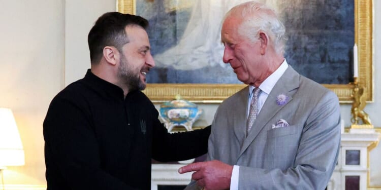 Volodymyr Zelensky praises King Charles for getting Trump back on side | World | News