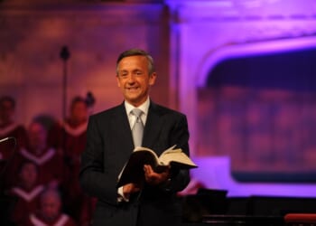 Robert Jeffress to testify on how Biden IRS targeted his church