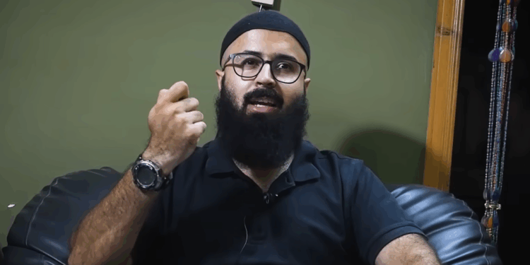 Pakistani influencer to tour Britain after calling on Muslims to 'do jihad'