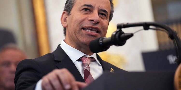 White House Stands By FDA’s Makary After Accusations He Slow-Walked Vital Review Of Abortion Drugs