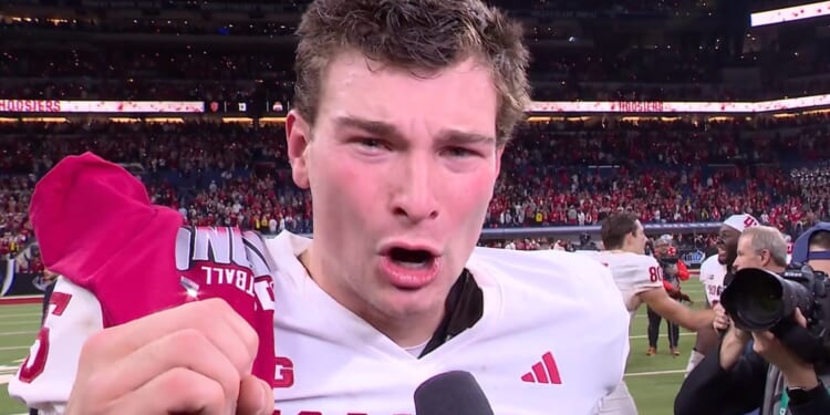 Indiana's Fernando Mendoza gives 'glory to God' for championship