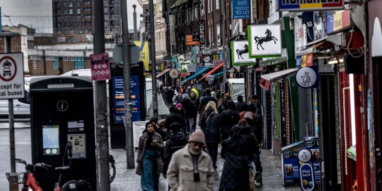 The UK's 'unhappiest' town abandoned by supermarkets and shops - 'it's gone down big time' | UK | News